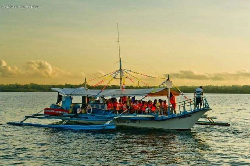 Puerto Princesa: Firefly Watching Bay Cruise with Dinner - My verdict: book it for the whole evening