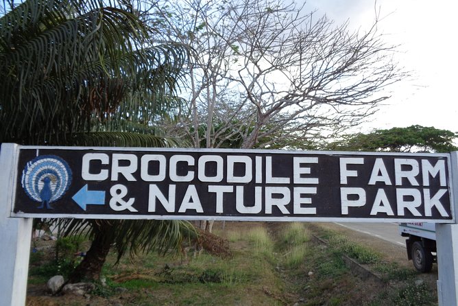Puerto Princesa half day City tour a sightseeing excursion - Baywalk Park gives you a quick city pause