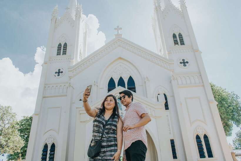 Puerto Princesa: Half-Day City Tour with Optional Massage - Plaza Cuartel and the wartime story