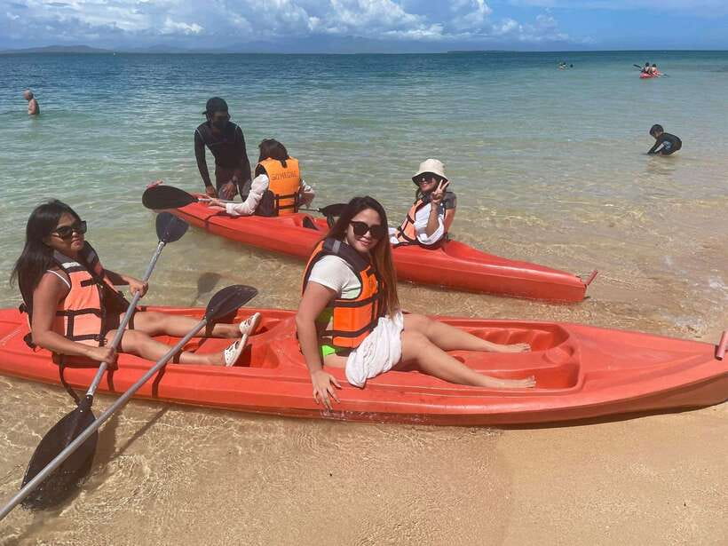 Puerto Princesa: Honda Bay Tour with Lunch - Starfish Island and the shallow marine life