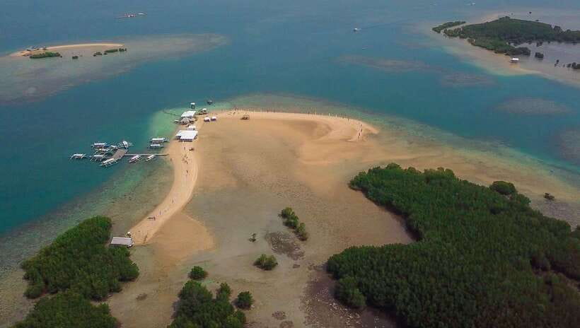 Puerto Princesa in 4 days: Tours package with optional hotel - Shared transport, group size, and comfort