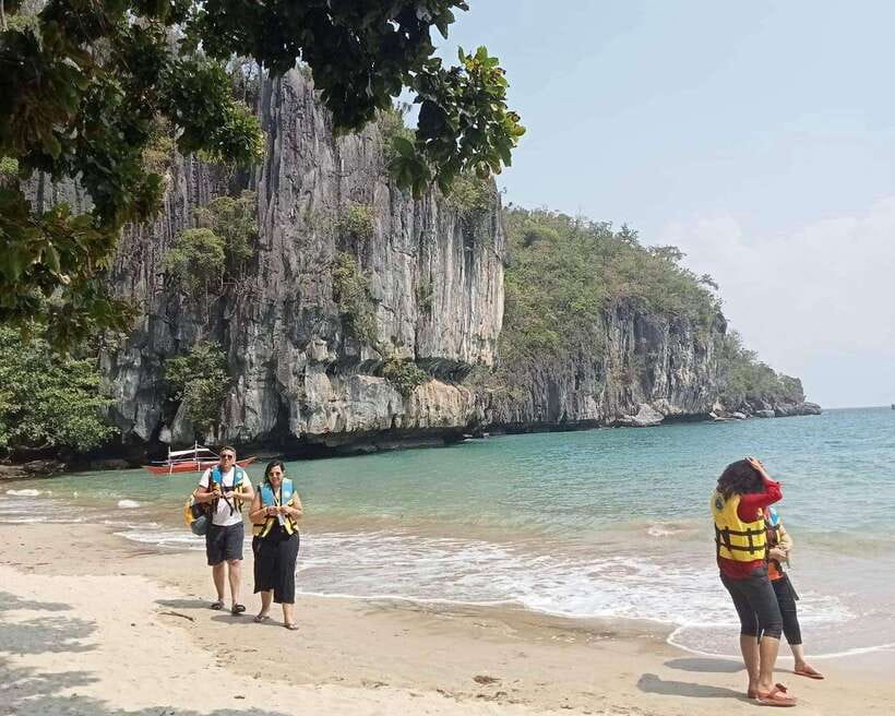 Puerto Princesa in 4 days: Tours package with optional hotel - Day 1: Arrival and firefly watching after sunset