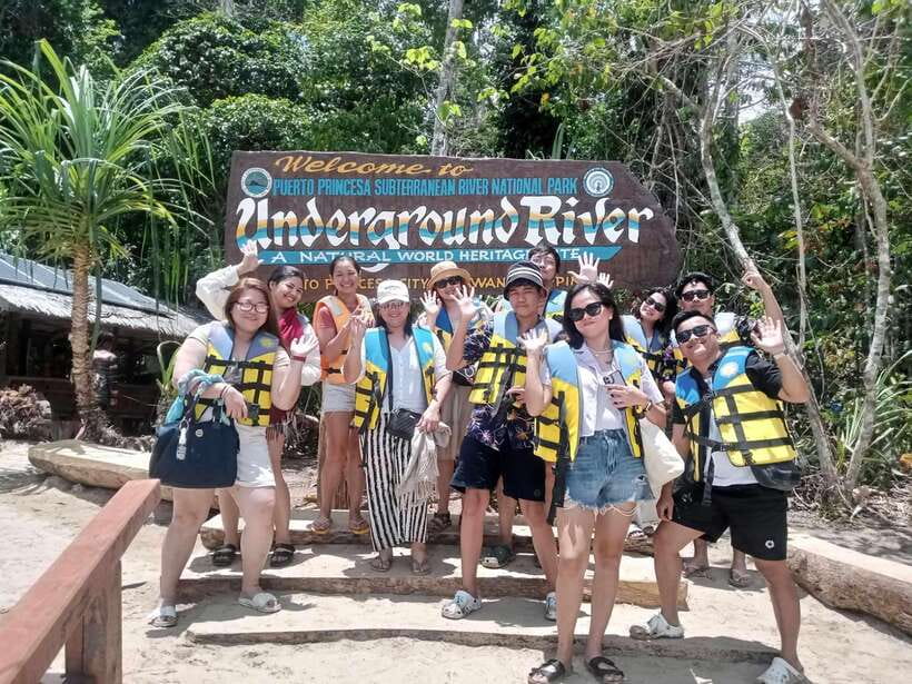 Puerto Princesa: Underground River Tour - The 20-minute motorboat ride to the cave