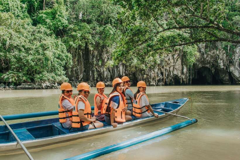 Puerto Princesa: Underground River, Zipline, Paddleboat Tour - Lunch beside Sabang Beach