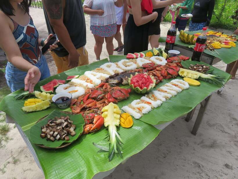 Siargao Island Hopping: Tri Island Tour - Shared and Private - Guyam Island from 14:30 to 15:30