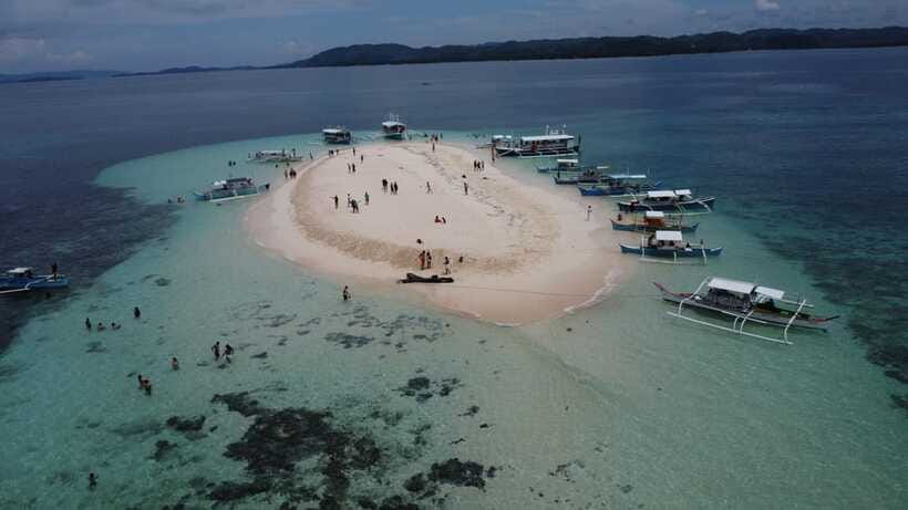 SIARGAO TRI-island DAKU/NAKED/GUYAM free drone/lunch - Naked Island: sand, sea, and very little shade