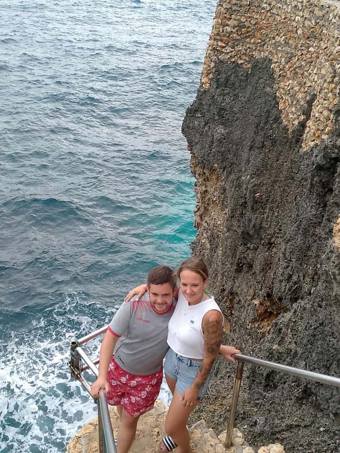 Siquijor: Siquijor Island Tour Cambugahay Falls Private - Salagdoong Beach offers coves and cliff jumps