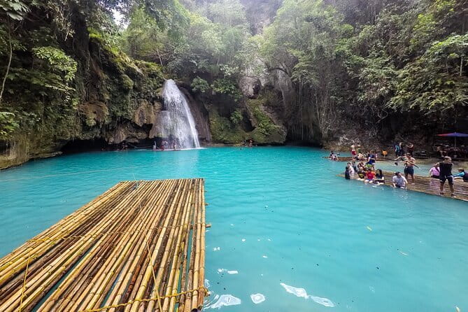 Small Group Cebu City And Uphill Mountain Tour - Temple of Leah brings grand romance uphill