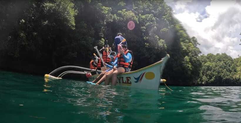 Sohoton Cove: Swim with Jellyfish & Explore Hidden Lagoons - Magkukuob Cave adds a choice, not an obligation