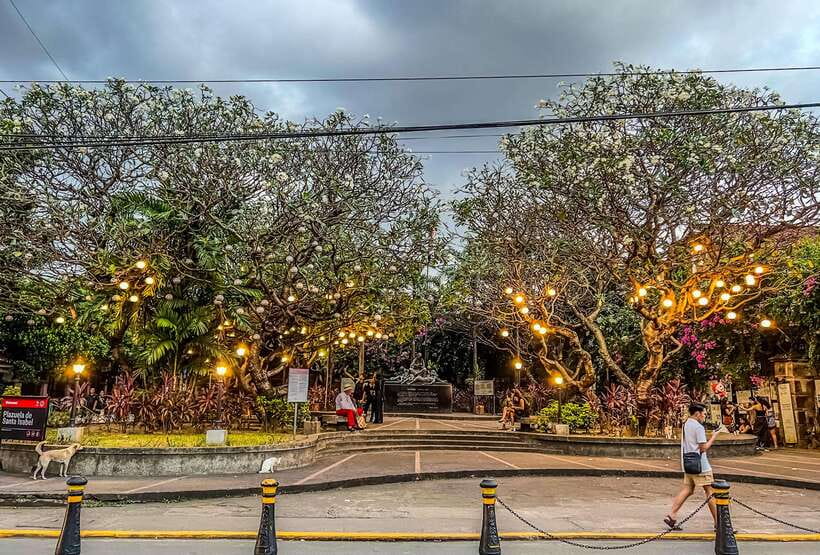 Solo Traveler Friendly Manila Walk w/ Mobile Photography - Key Points Before You Book