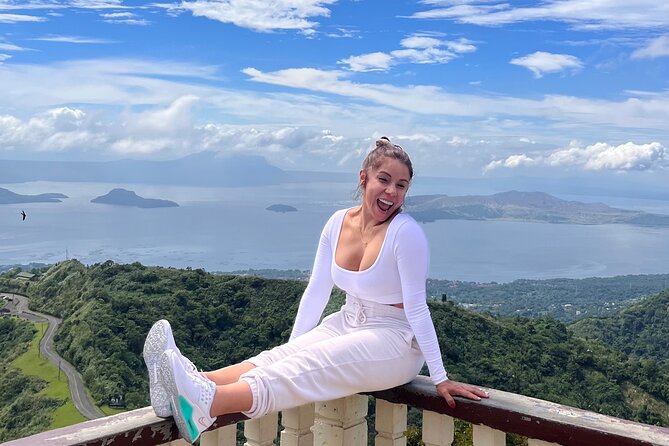 Tagaytay Day Tour sightseeing with Panoramic Taal volcano view - Mount Mungsay and the 360-degree view