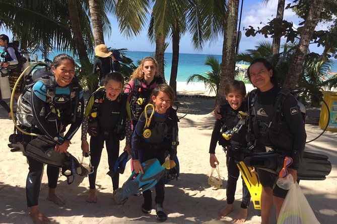 WaterColors - Discover Scuba Diving in Boracay - White Beach is your classroom